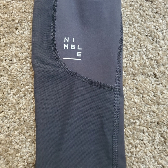 Nimble Mesh Crops Size XS - Picture 4 of 5